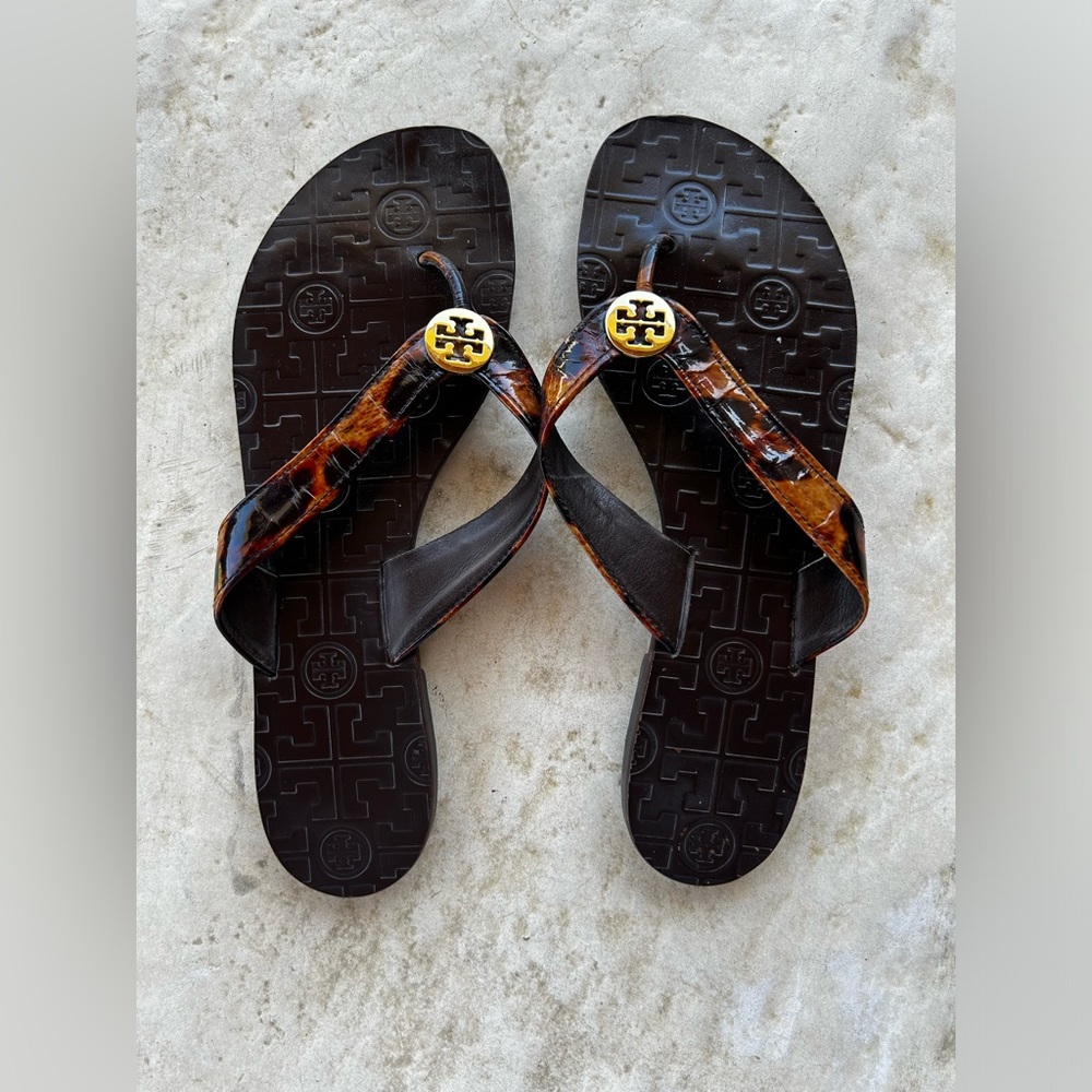 Tory Burch Thora  Flip Flop. Size 9M.